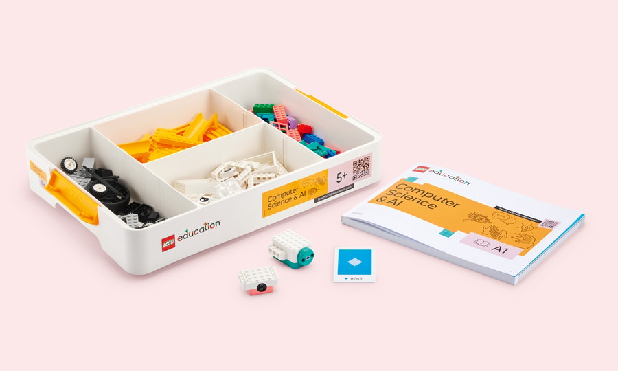 LEGO Education Computer Science & AIの教材